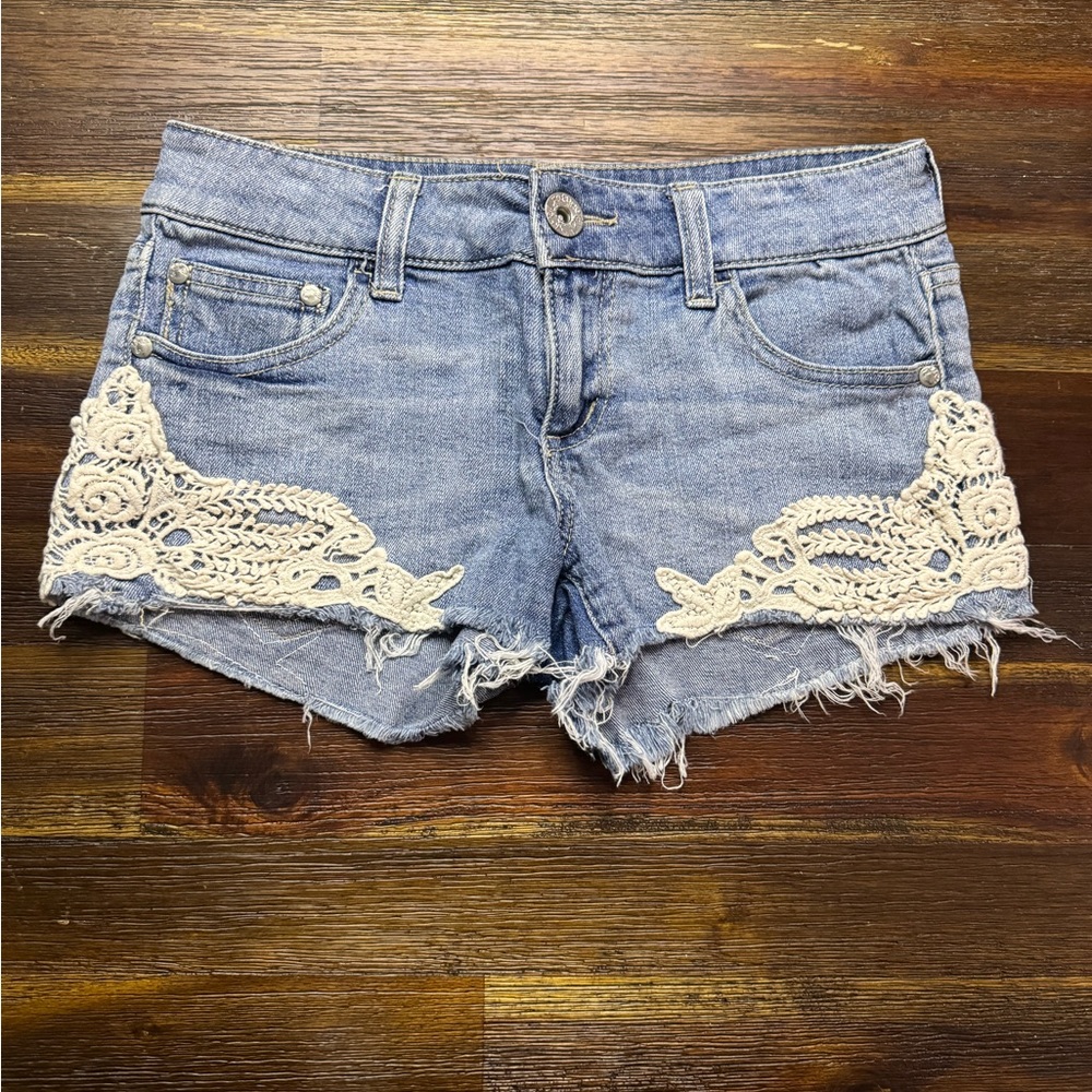 Refuge lace embellished Jean shorts